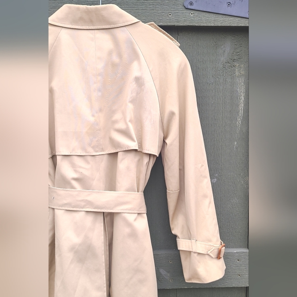 Vintage Aquascutum Trench freshly drycleaned - Picture 11 of 15